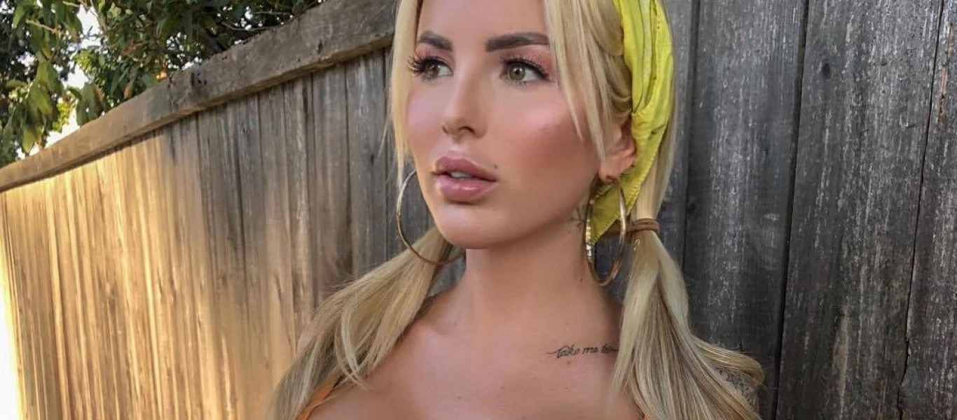 Jessica Weaver: Mια από τις πιο εντυπωσιακές γυναίκες στο Instagram «κολάζει» με το μπούστο της (βίντεο)